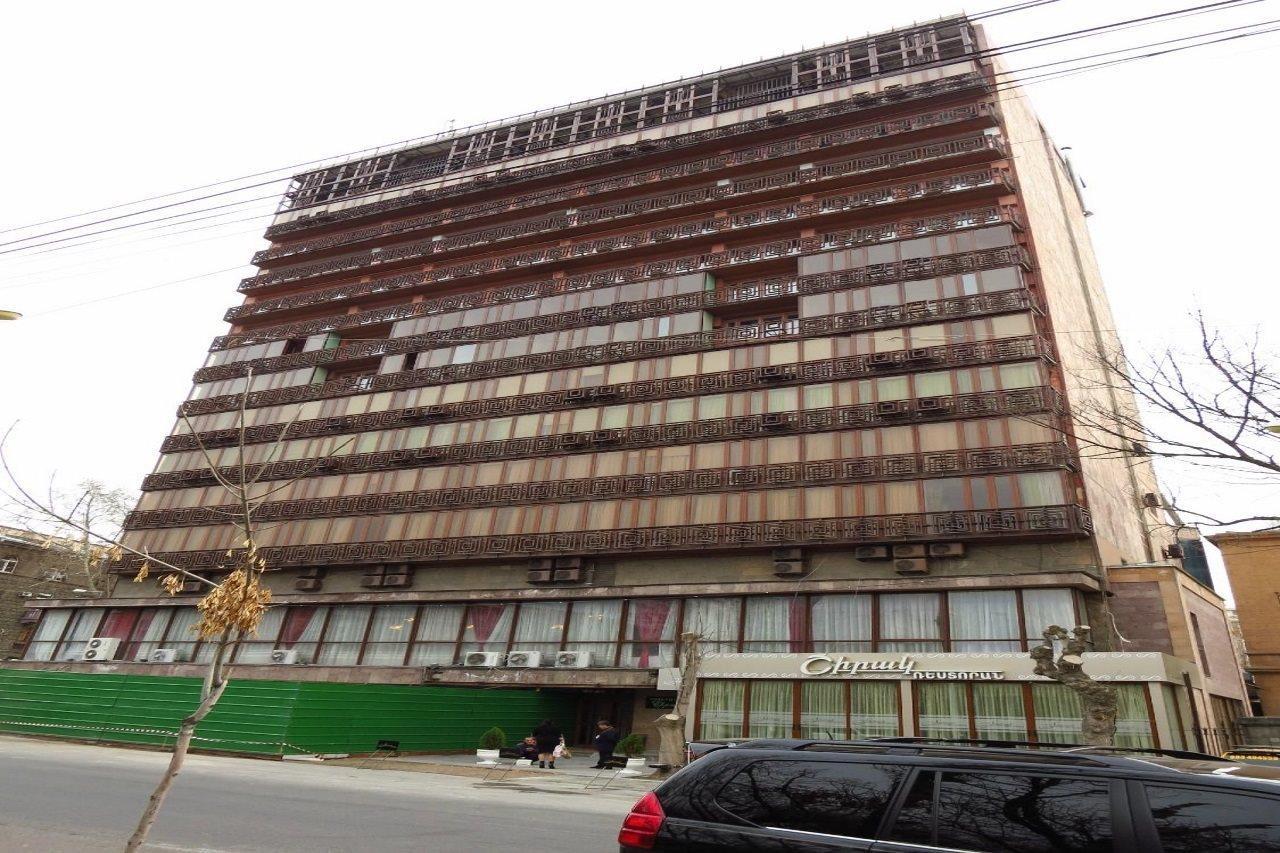 Shirak Hotel Ereván Exterior foto